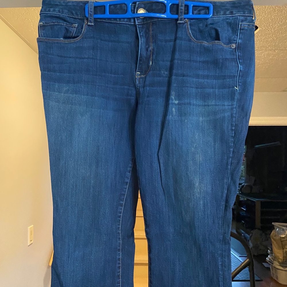 AE Jeans - Picture 2 of 4